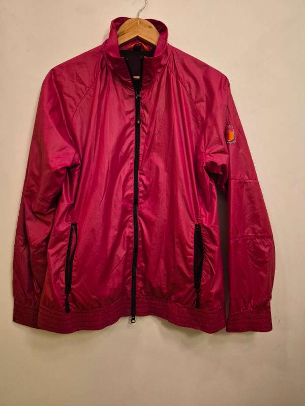 Rauður cintamani jakki