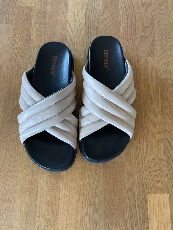 Six Mix sandalar hvítir