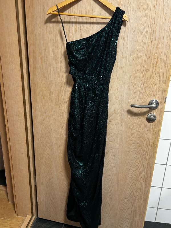 Grænn Pallíettukjóll