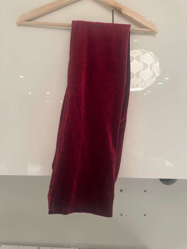 Rauðar flauelisbuxur