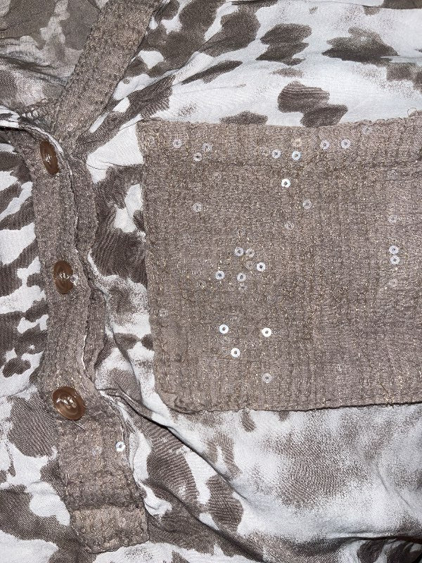 T-shirt with sequins