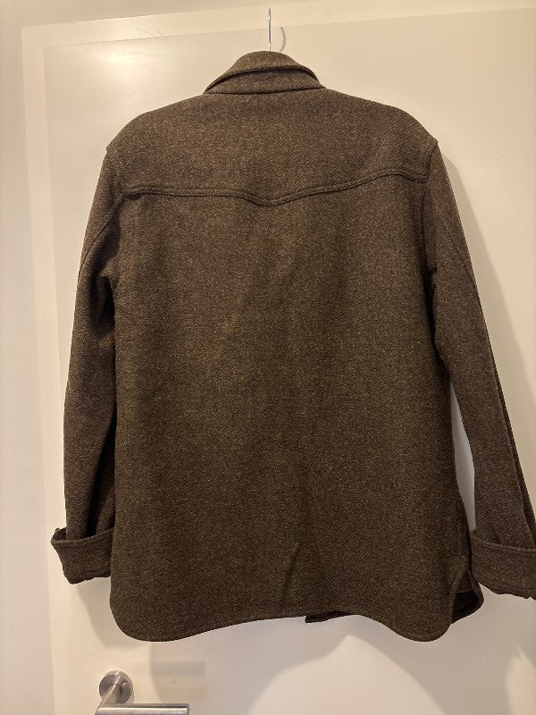 Skyrtujakki frá Farmers Market