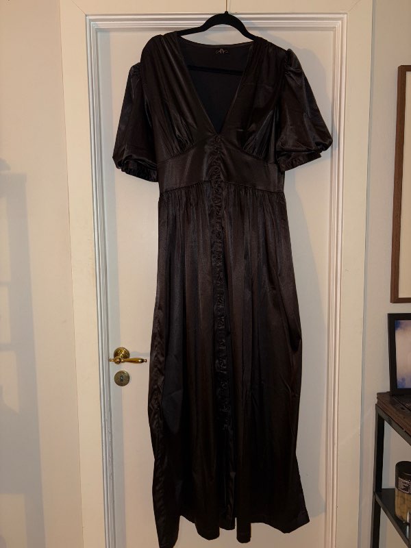 Andrea kjóll 1x notaður