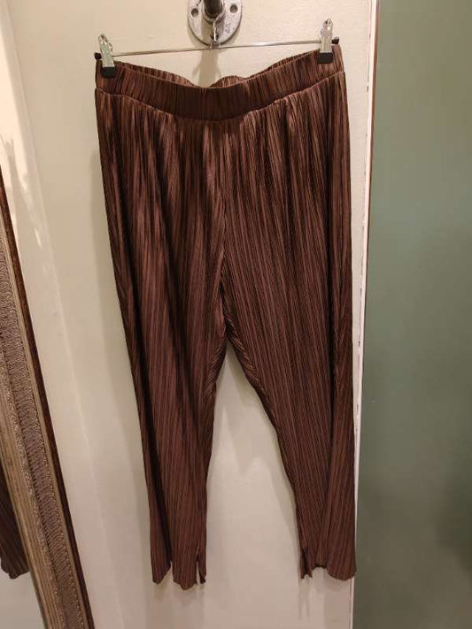 Vero Moda plíseraðar buxur, brúnar