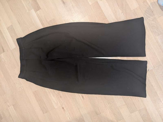 Stradivarius svartar buxur