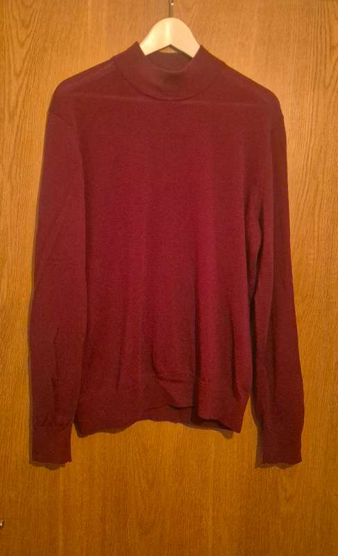 Vinrauð ullarpeysa uniqlo