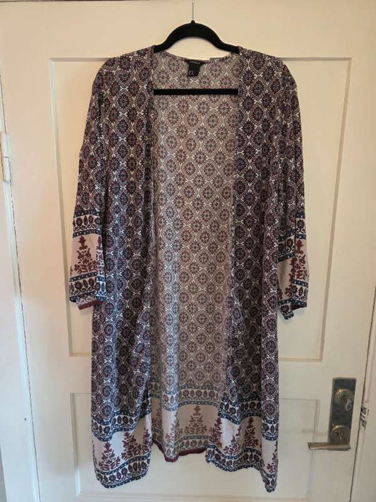 Lindex mynstruð flík