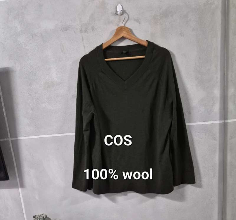 COS 100% Wool Dark green Sweater