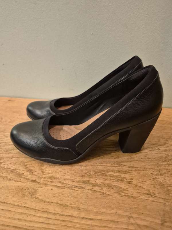 Clarks skór
