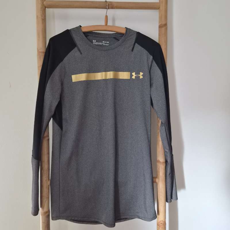 Under Armour síðerma bolur S