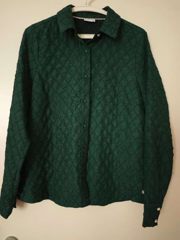 9 NUMPH Green shirt