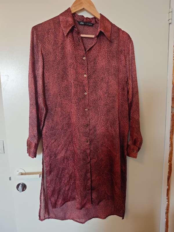 13-ZARA red dress top