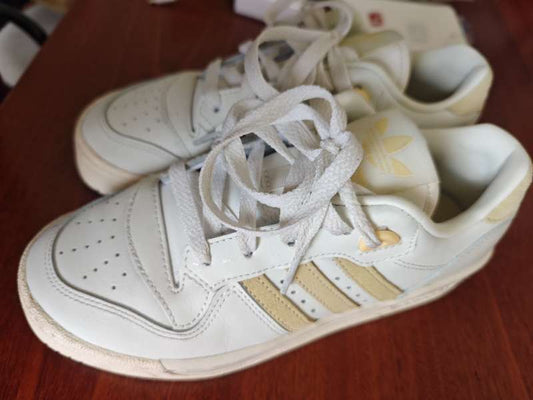 40-Adidas shoes