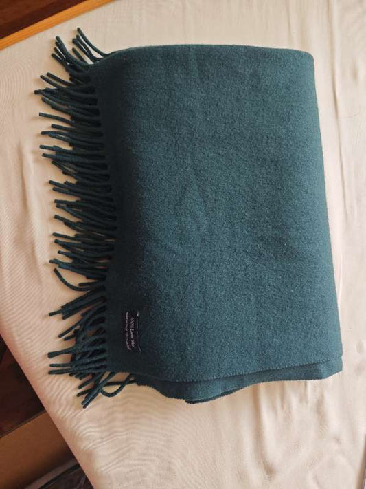 52-Wool scarf dark green