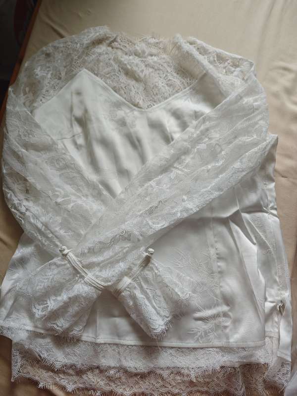 58-white top leisi