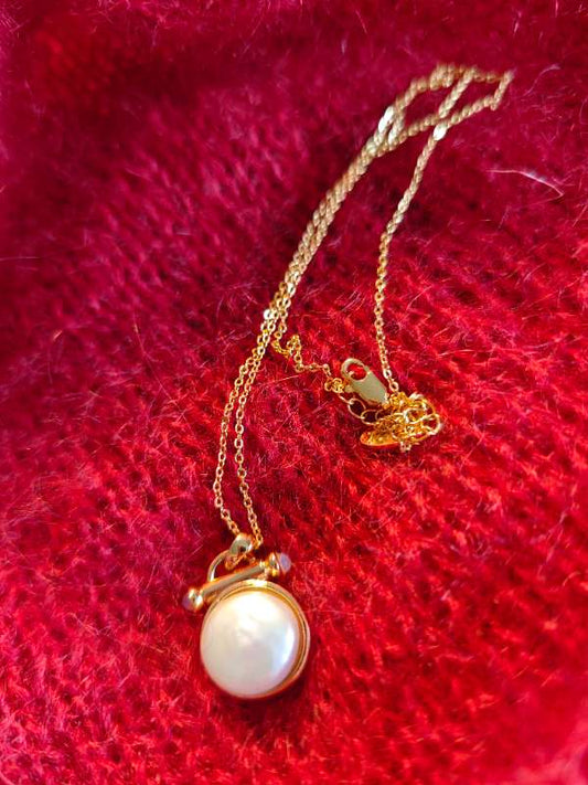 B8-66 Pearl Necklace