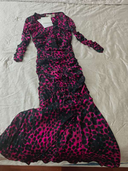 B8-76 DVF dress new