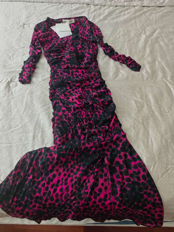 76-DVF dress new