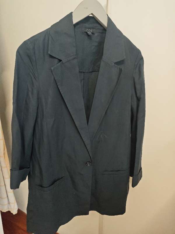 92-COS jacket blue linens