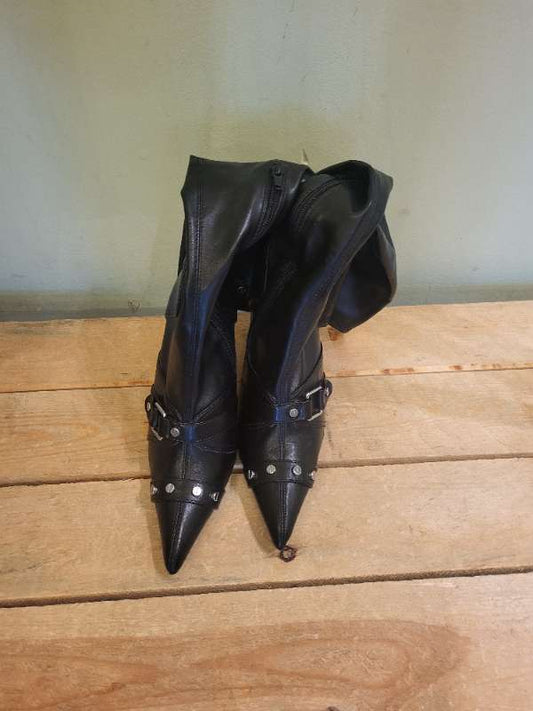 Y2K style black pointed toe stiletto boots