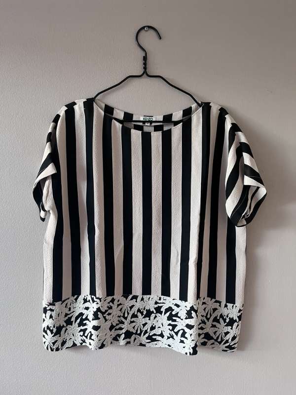 Svört/hvít blússa KENZO