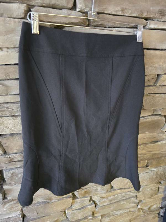 Vintage svart hnèsítt pils