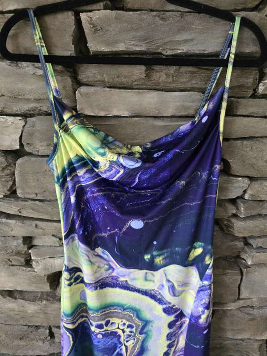 Kjóll frá Júník nýr kostaði 16þús