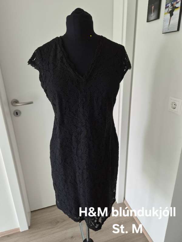 Svartur H&M blúndukjóll