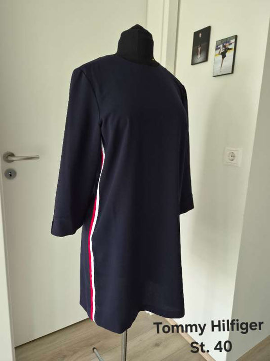 Navy blár Tommy Hilfiger kjóll