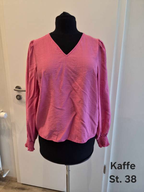Bleik Kaffe skyrta