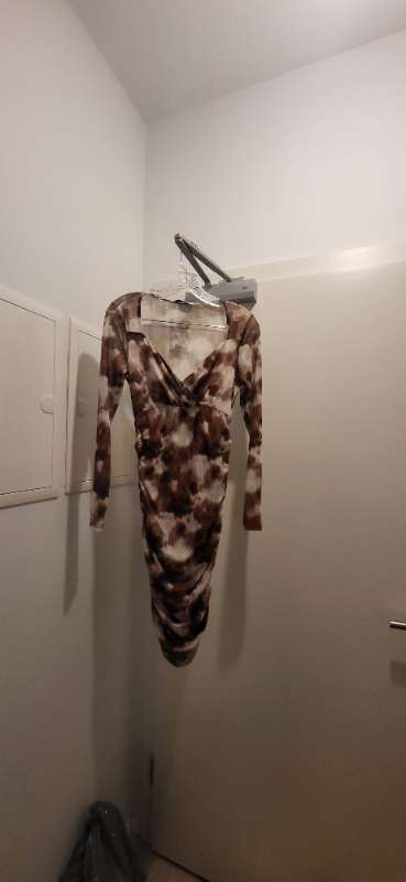 Kjóll By Swan Paris - brúnn og hvítur - Nýtt!