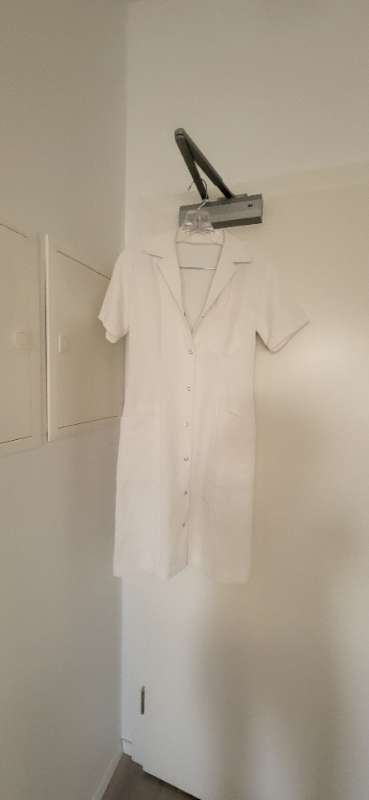 Hvitur kjóll Nýtt - sérsaumað