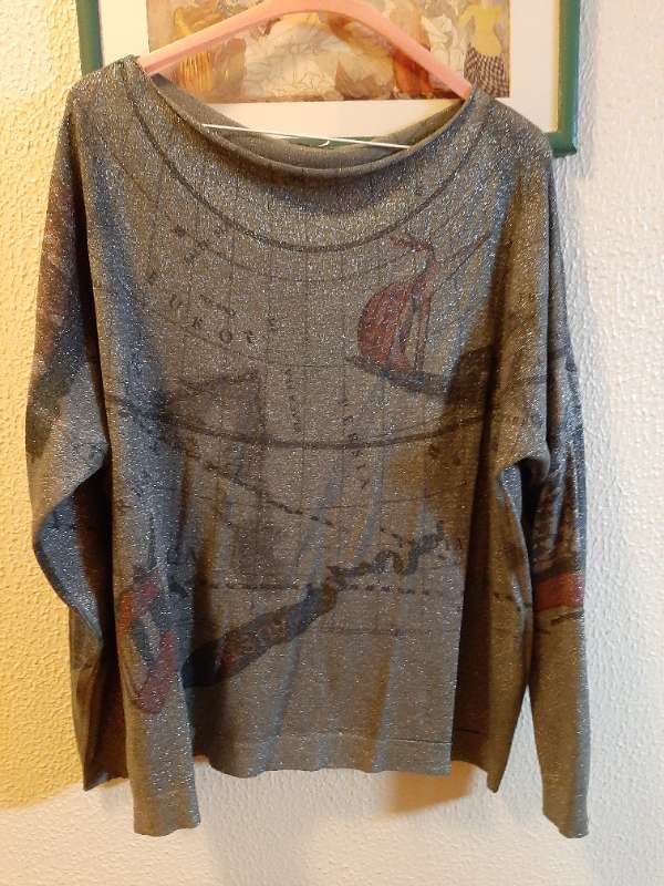 Græn glitrandi peysa