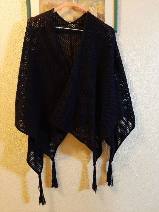 Dökk blátt sjal / slá