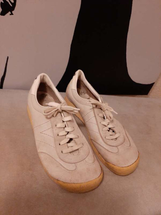 Hvítir reimaðir leður skór