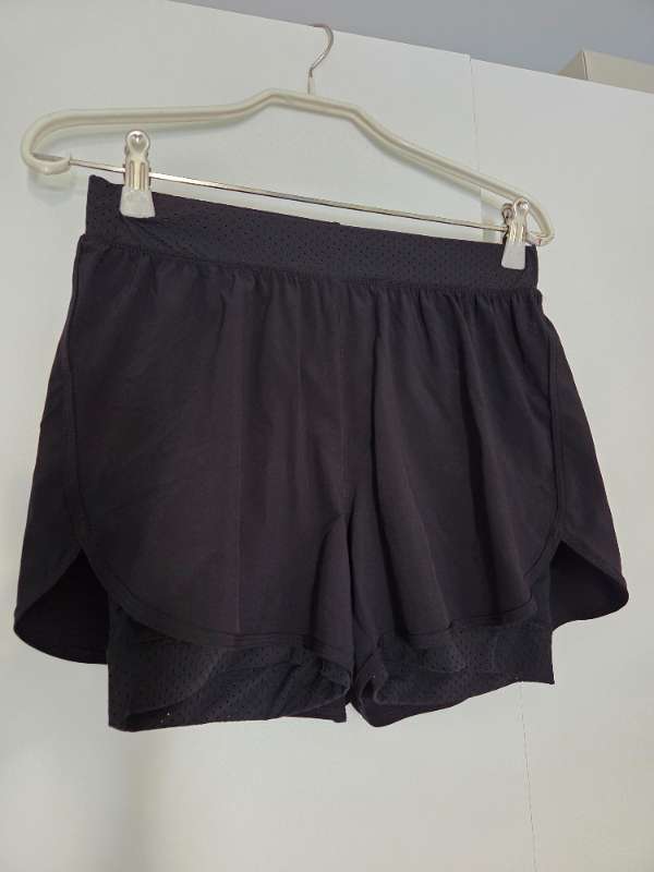 Running shorts black