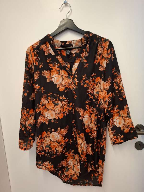 rue 21 blússa rósótt medium