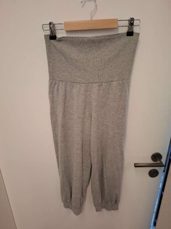 h&m jogging buxur kvartsíðar gráar stærð 36