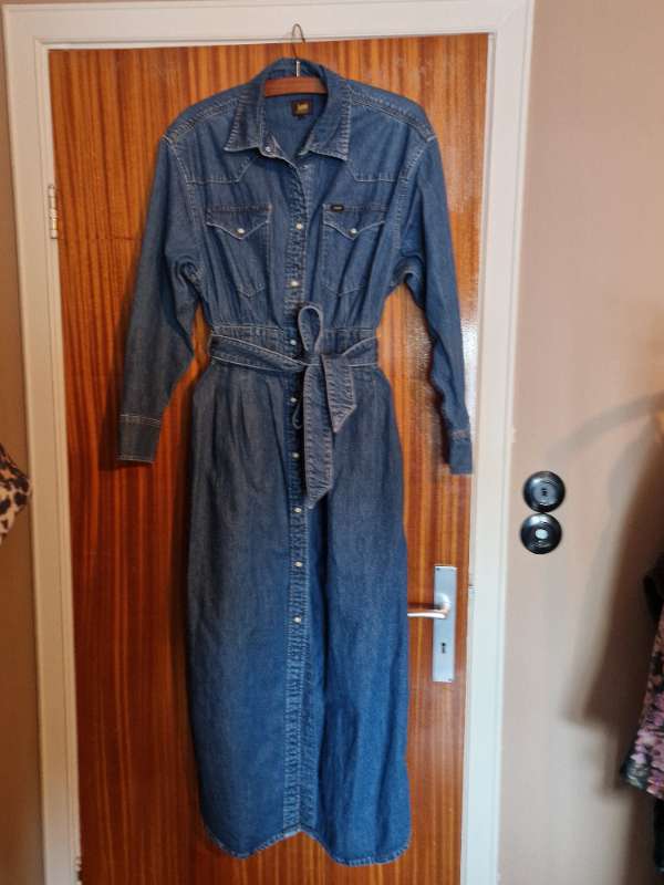 Lee síður gallakjóll