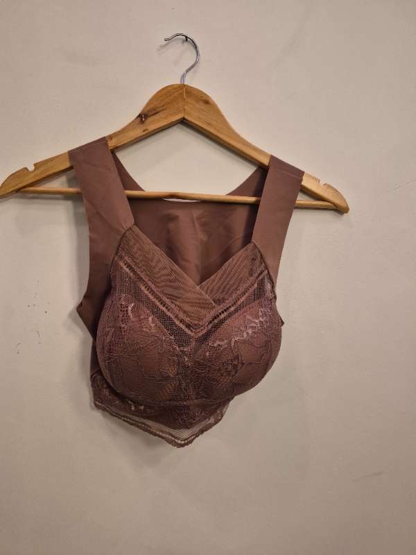 Blúndutoppur brúnn