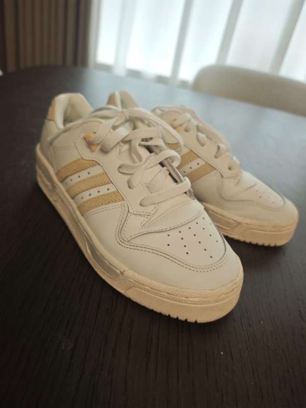 20 ADIDAS SHOES YELLOW