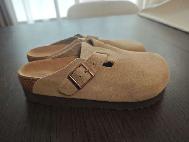 22 shoes boken