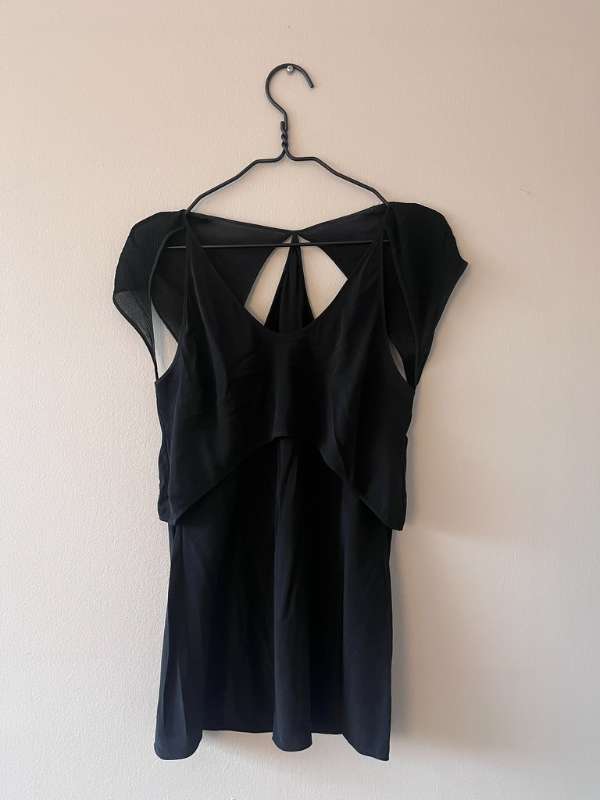 Svartur T by Alexander Wang toppur