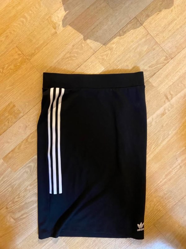 Adidas pils