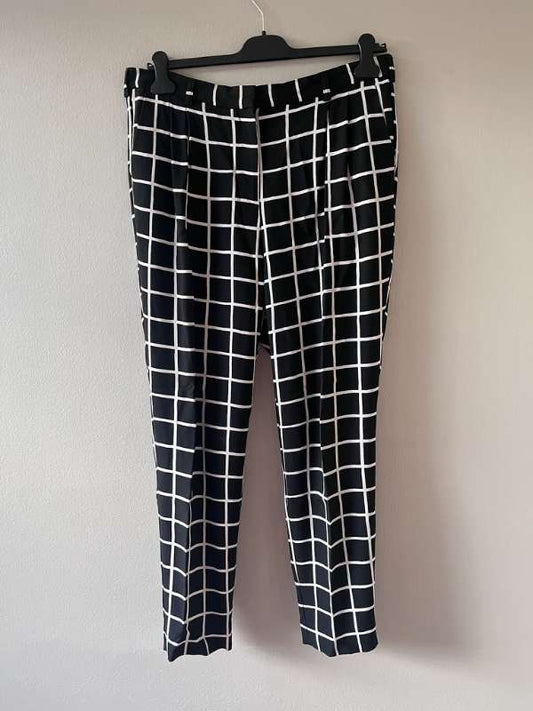 Svartar/hvítaa buxur MARIMEKKO