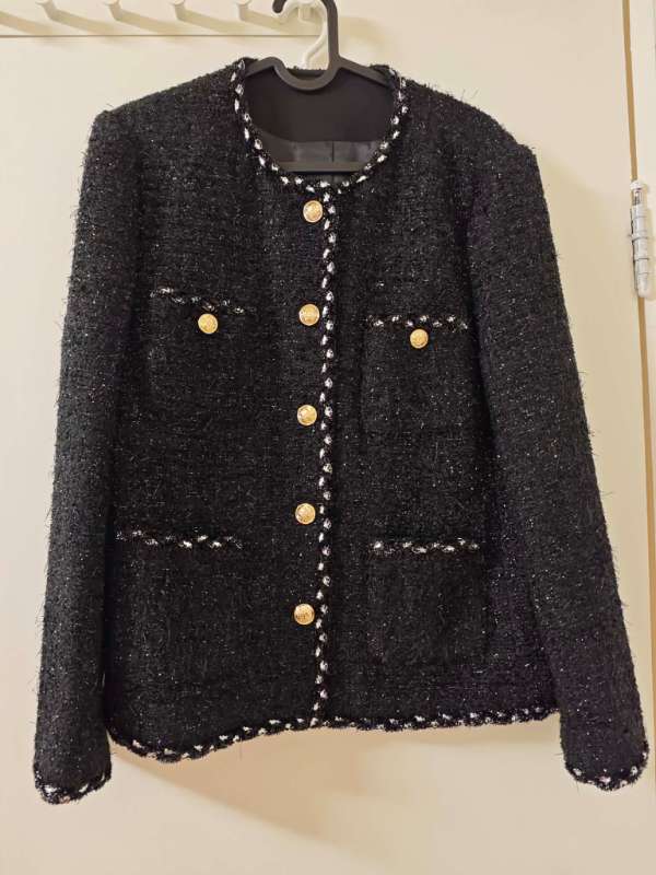 B6-15 Black Jacket New