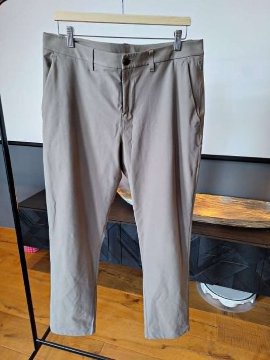 Gráar Lulu Lemon golfbuxur