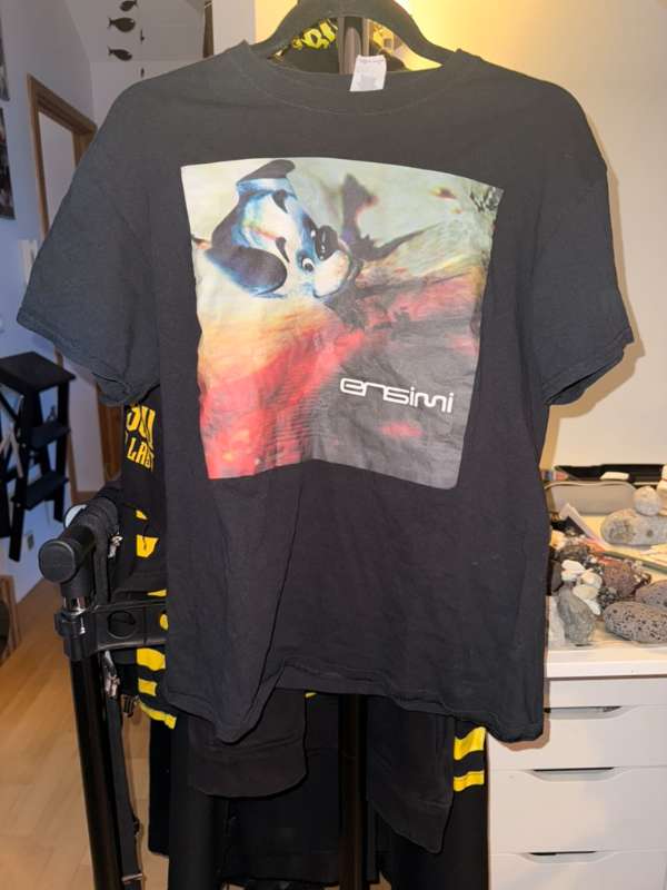Ensími kafbátamúsík bolur