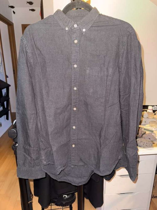 H&M regular fit grá skirta