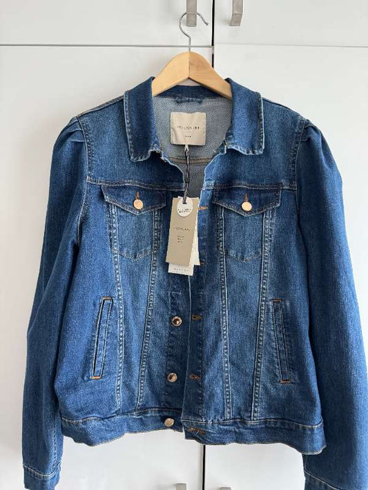 FREE / QUENT ónotaður galla jakki með púffermum